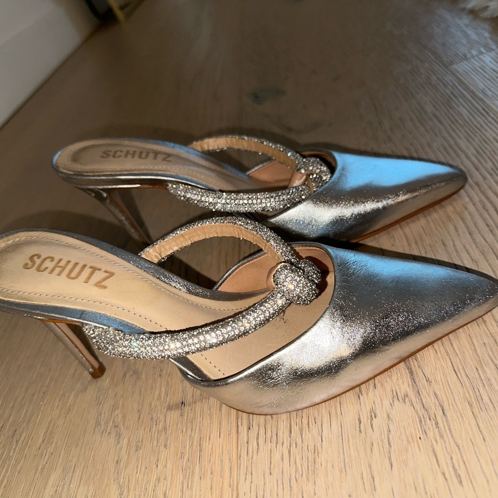 SCHUTZ Metallic Silver Women's Sandals